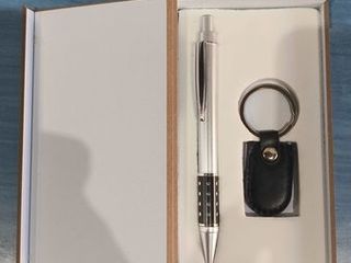 Set regalo (boligrafo+llavero)