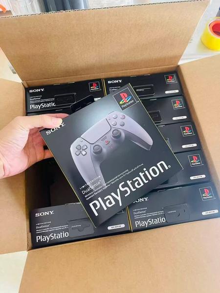 Mandos PS5 Edición Limitada 30.º Aniversario Edición Limitada – Elección del Coleccionista