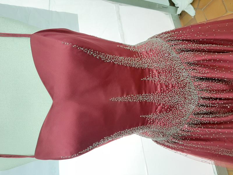 Lote 163 vestidos de fiesta/gala NUEVOS