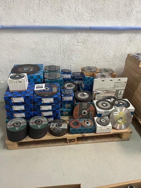 Herramientas y ropa de trabajo