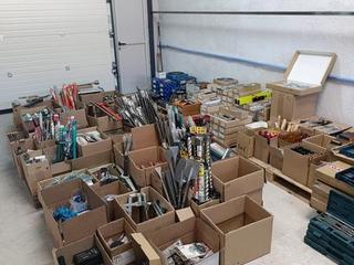 Herramientas y ropa de trabajo ...