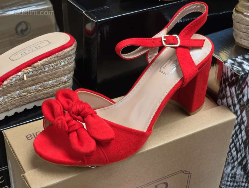 Lote calzado mujer 36-41 nuevo. stock liquidación