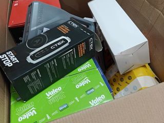 Caja de 32 devoluciones de amazon · recambios y taller de coche · 1.225 € de valor en amazon